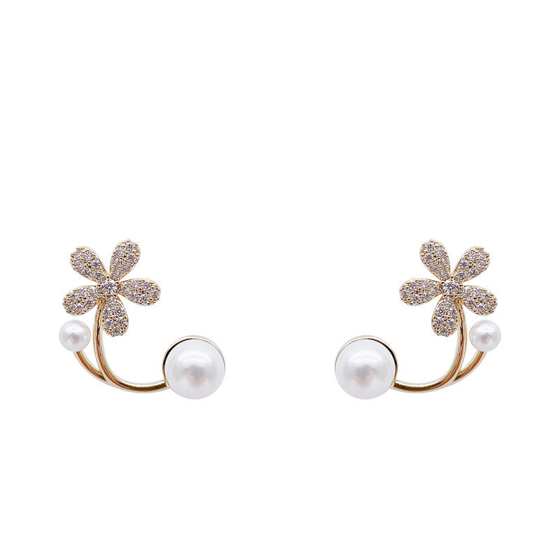 Latest Stylish White Pearl Flower Earrings for Women and Girls (15435er)
